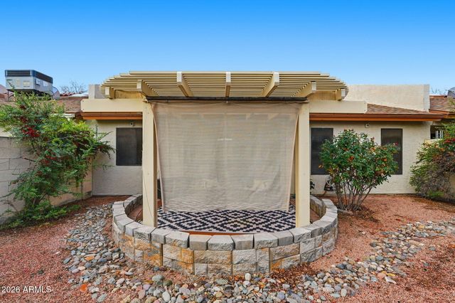 9145 N 68th Avenue, Peoria, AZ 85345