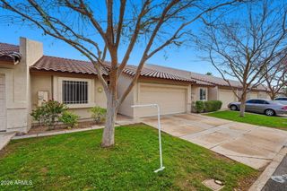 9145 N 68th Avenue, Peoria, AZ 85345