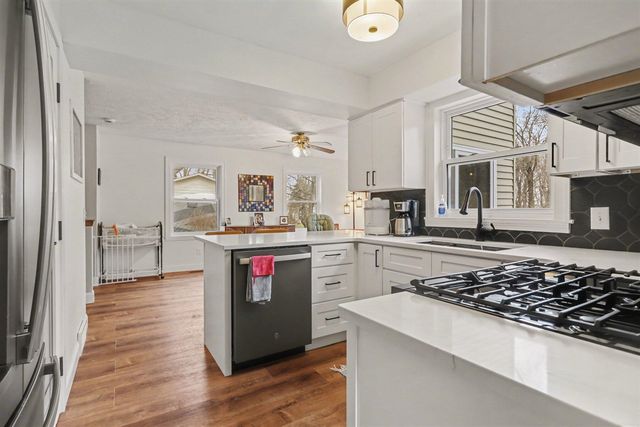 7657 Cottonwood, Richland, MI 49083