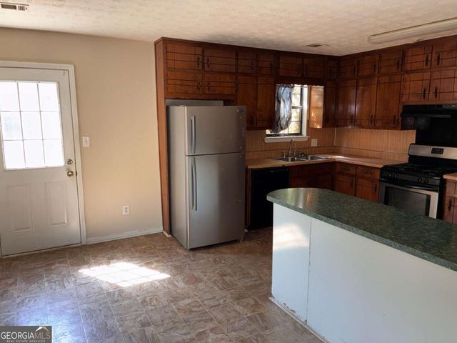 1007 Leeward Lane, Jonesboro, GA 30238