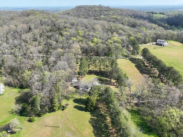 1454 Johnson Rd, Lewisburg, TN 37091