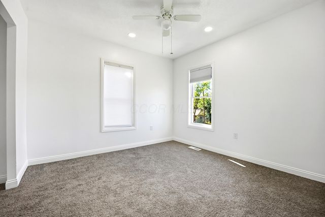 27 S Oakley Avenue, Columbus, OH 43204