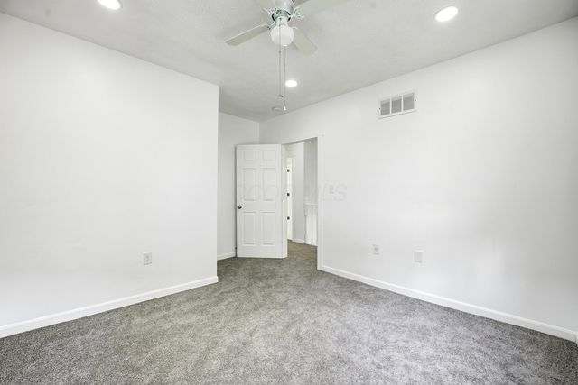 27 S Oakley Avenue, Columbus, OH 43204