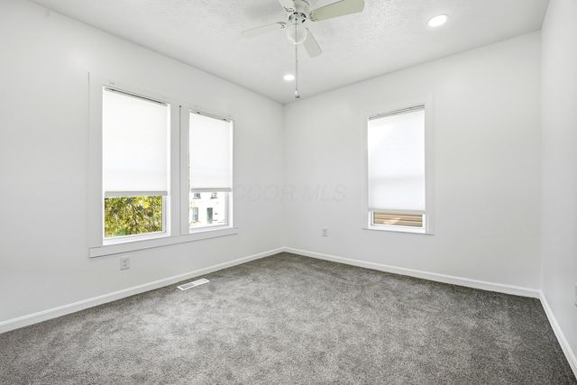 27 S Oakley Avenue, Columbus, OH 43204