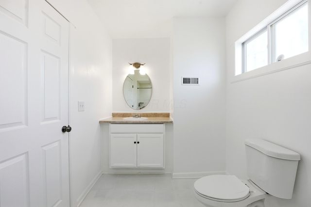 27 S Oakley Avenue, Columbus, OH 43204