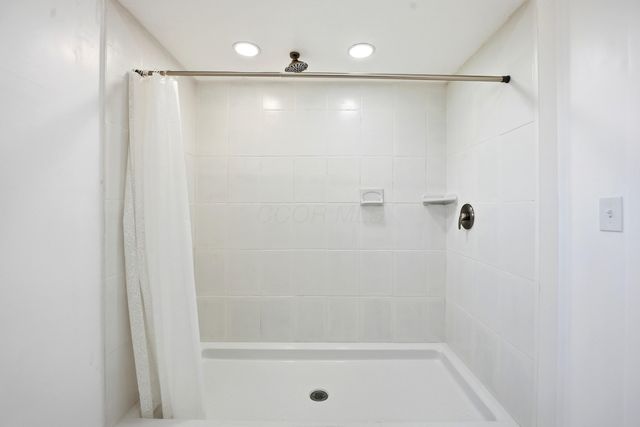 27 S Oakley Avenue, Columbus, OH 43204