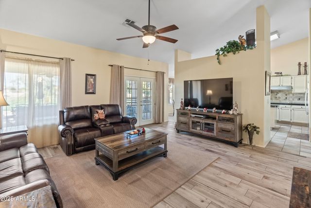 9456 W CHINO Drive, Peoria, AZ 85382