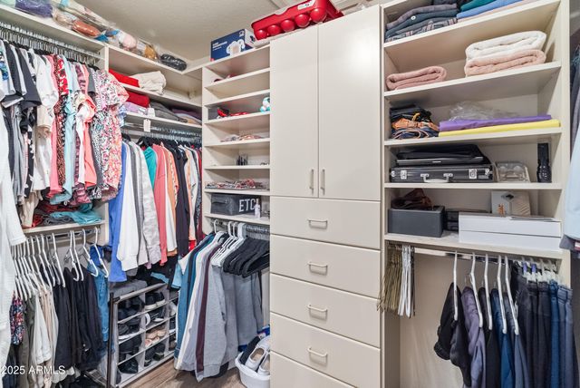 9456 W CHINO Drive, Peoria, AZ 85382