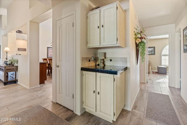 9456 W CHINO Drive, Peoria, AZ 85382