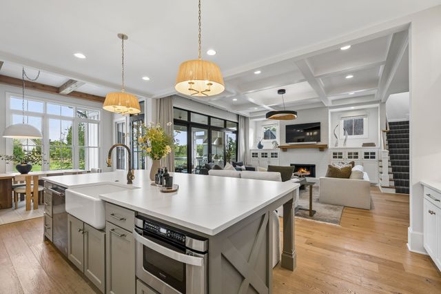 7384 Harlow Dr, College Grove, TN 37046