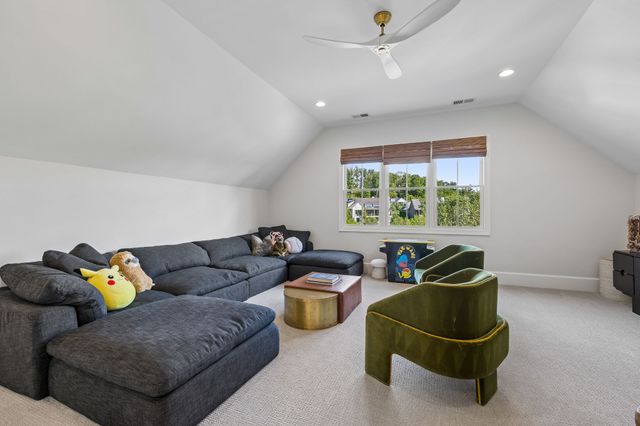 7384 Harlow Dr, College Grove, TN 37046