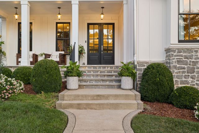 7384 Harlow Dr, College Grove, TN 37046