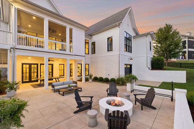 7384 Harlow Dr, College Grove, TN 37046