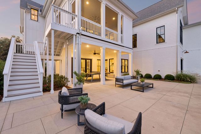 7384 Harlow Dr, College Grove, TN 37046