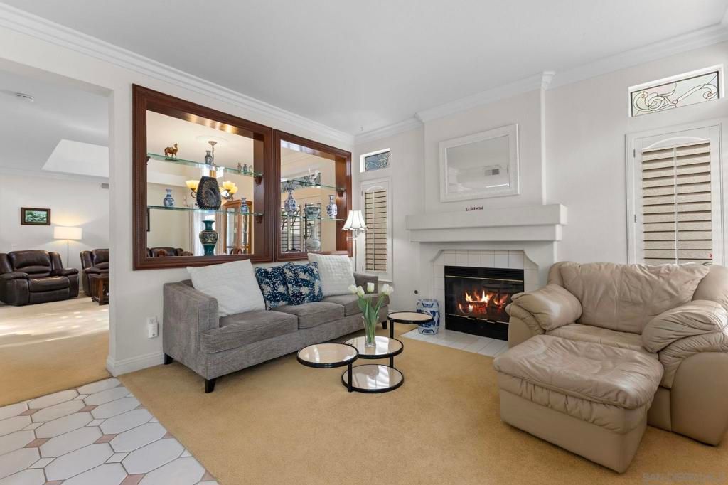 Image 12 of property listing at 5376 Camino Playa Malaga, San Diego, CA 92124