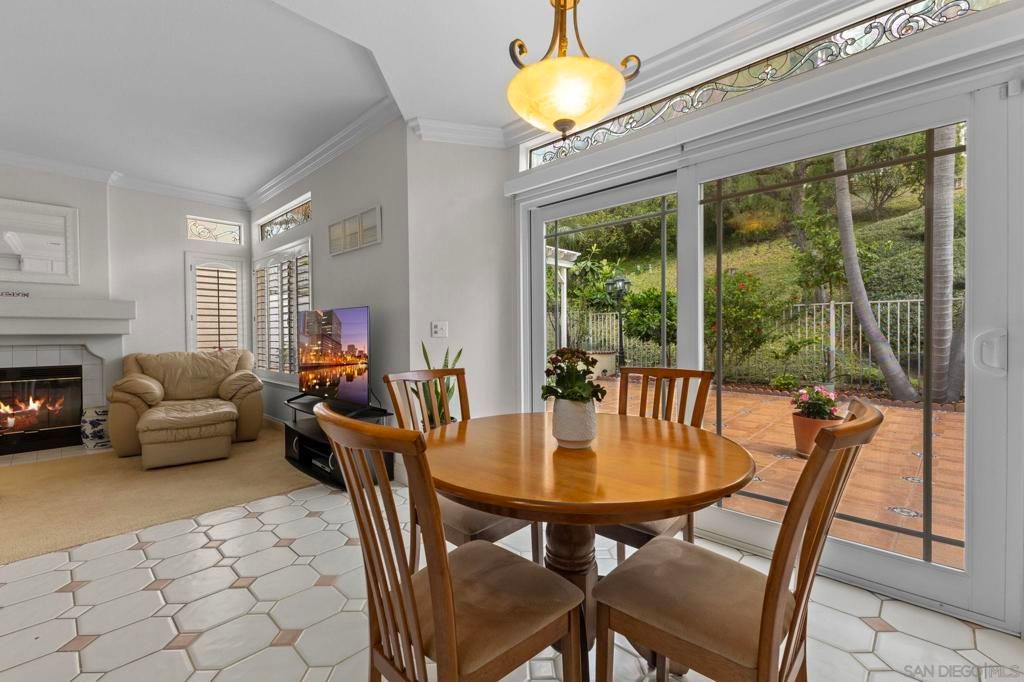 Image 17 of property listing at 5376 Camino Playa Malaga, San Diego, CA 92124