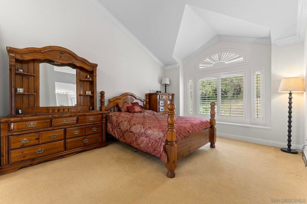 Image 22 of property listing at 5376 Camino Playa Malaga, San Diego, CA 92124