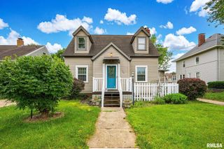 706 E MAYWOOD Avenue, Peoria, IL 61603