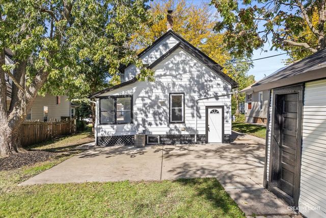 815 Fulton Street, Aurora, IL 60505
