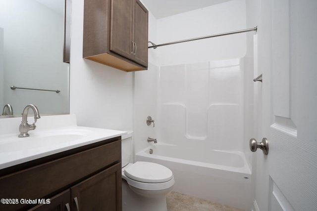 922 Ridgeview Circle, Castleton-on-hudson, NY 12033