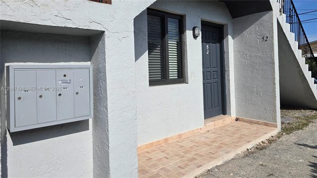 50 W 28th Street 52, Hialeah, FL 33010
