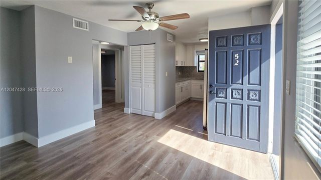 50 W 28th Street 52, Hialeah, FL 33010