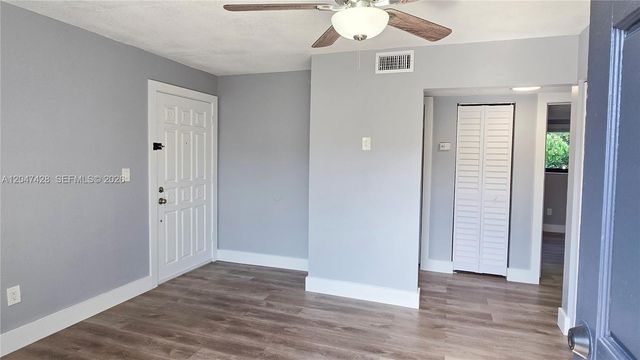 50 W 28th Street 52, Hialeah, FL 33010