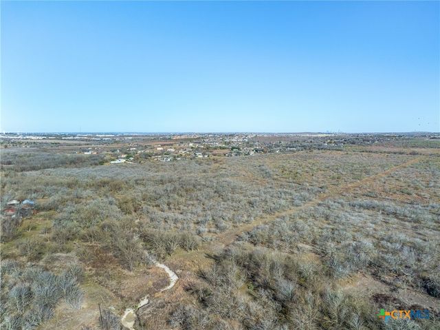 5225 Fm 2001, Buda, TX 78610