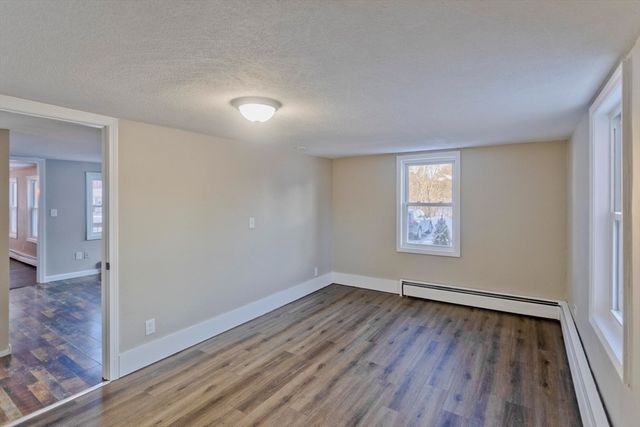 22 Crawford St, Palmer, MA 01069