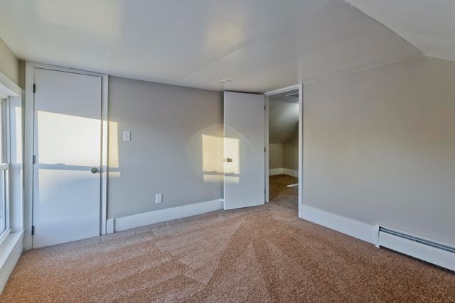 22 Crawford St, Palmer, MA 01069