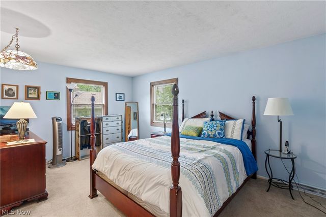 9355 Hyde Park Drive, Twinsburg, OH 44087