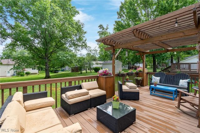 9355 Hyde Park Drive, Twinsburg, OH 44087