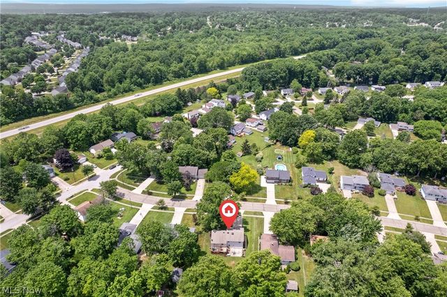 9355 Hyde Park Drive, Twinsburg, OH 44087