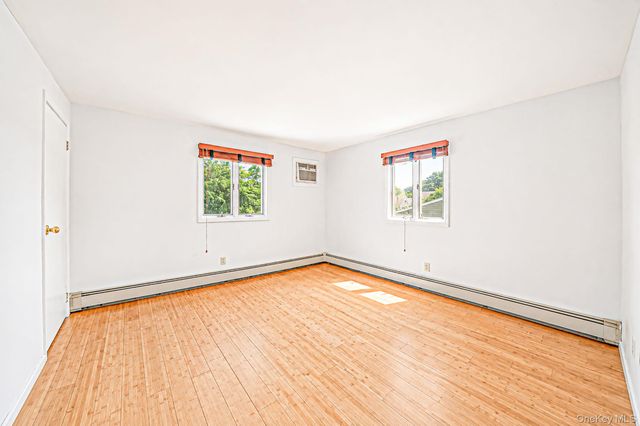 201 Acre Lane, Hicksville, NY 11801