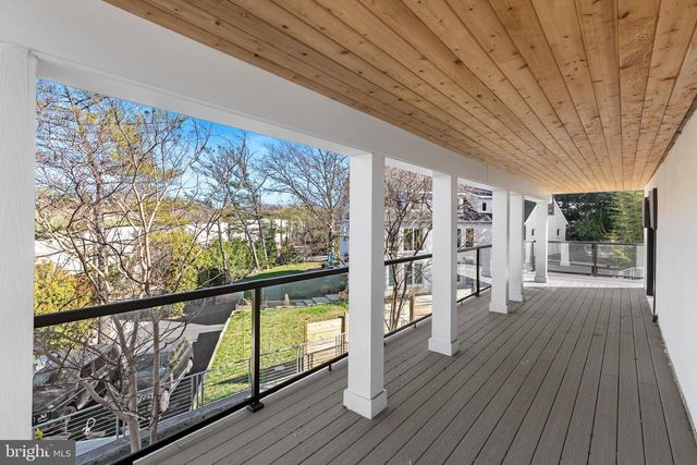 2100 S PIERCE ST, Arlington, VA 22202