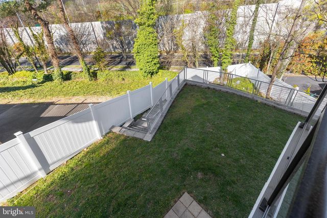 2100 S PIERCE ST, Arlington, VA 22202