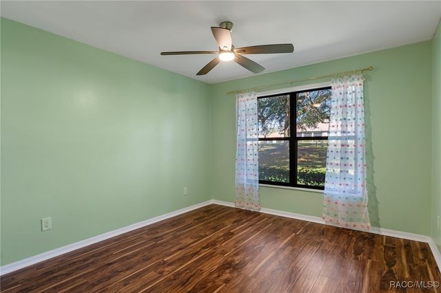 5991 W Bromley Circle, Crystal River, FL 34429