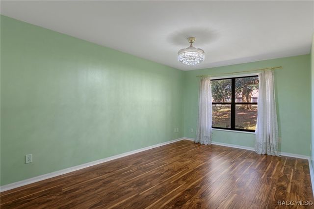 5991 W Bromley Circle, Crystal River, FL 34429