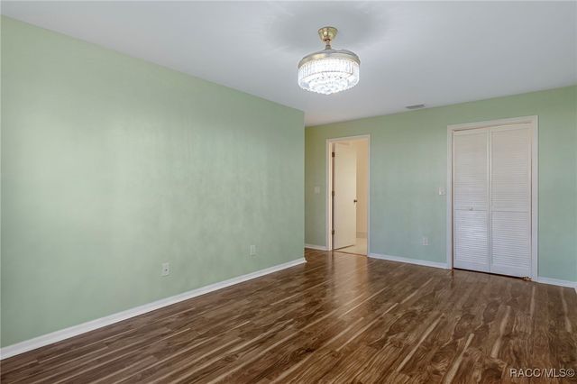 5991 W Bromley Circle, Crystal River, FL 34429