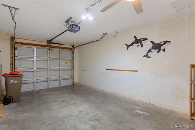 5991 W Bromley Circle, Crystal River, FL 34429