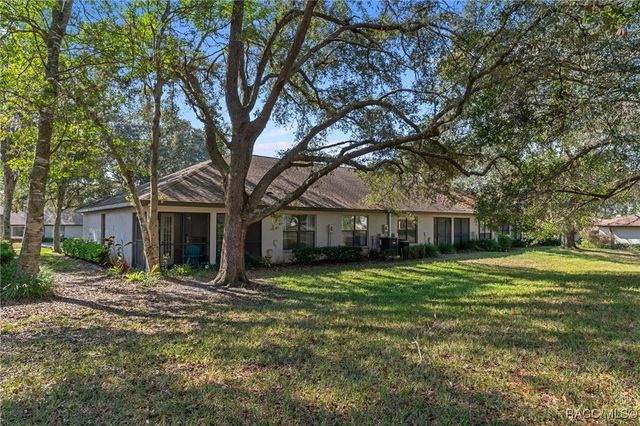 5991 W Bromley Circle, Crystal River, FL 34429