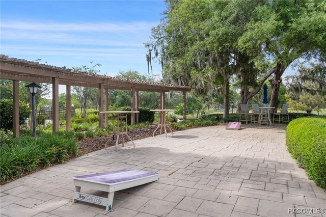 5991 W Bromley Circle, Crystal River, FL 34429