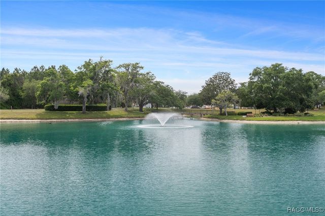 5991 W Bromley Circle, Crystal River, FL 34429