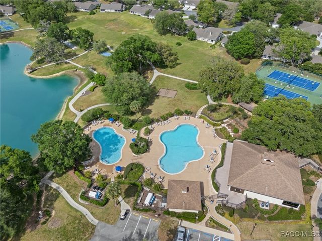 5991 W Bromley Circle, Crystal River, FL 34429