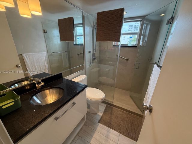 1150 Collins Ave 406, Miami Beach, FL 33139