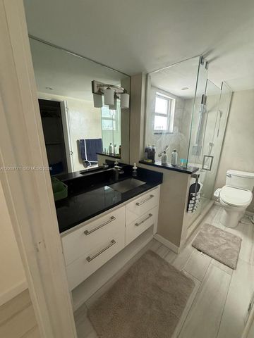 1150 Collins Ave 406, Miami Beach, FL 33139