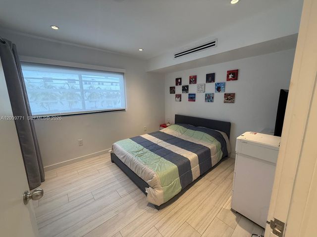 1150 Collins Ave 406, Miami Beach, FL 33139