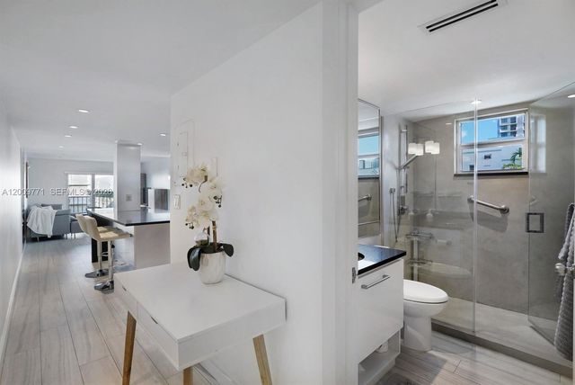 1150 Collins Ave 406, Miami Beach, FL 33139