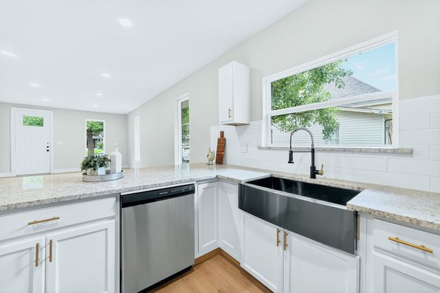 2923 Walnut Street, Greenville, TX 75401