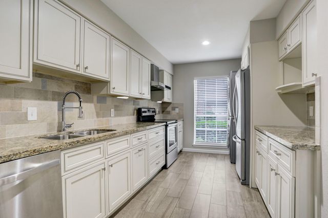 6403 Burgoyne Road 7, Houston, TX 77057